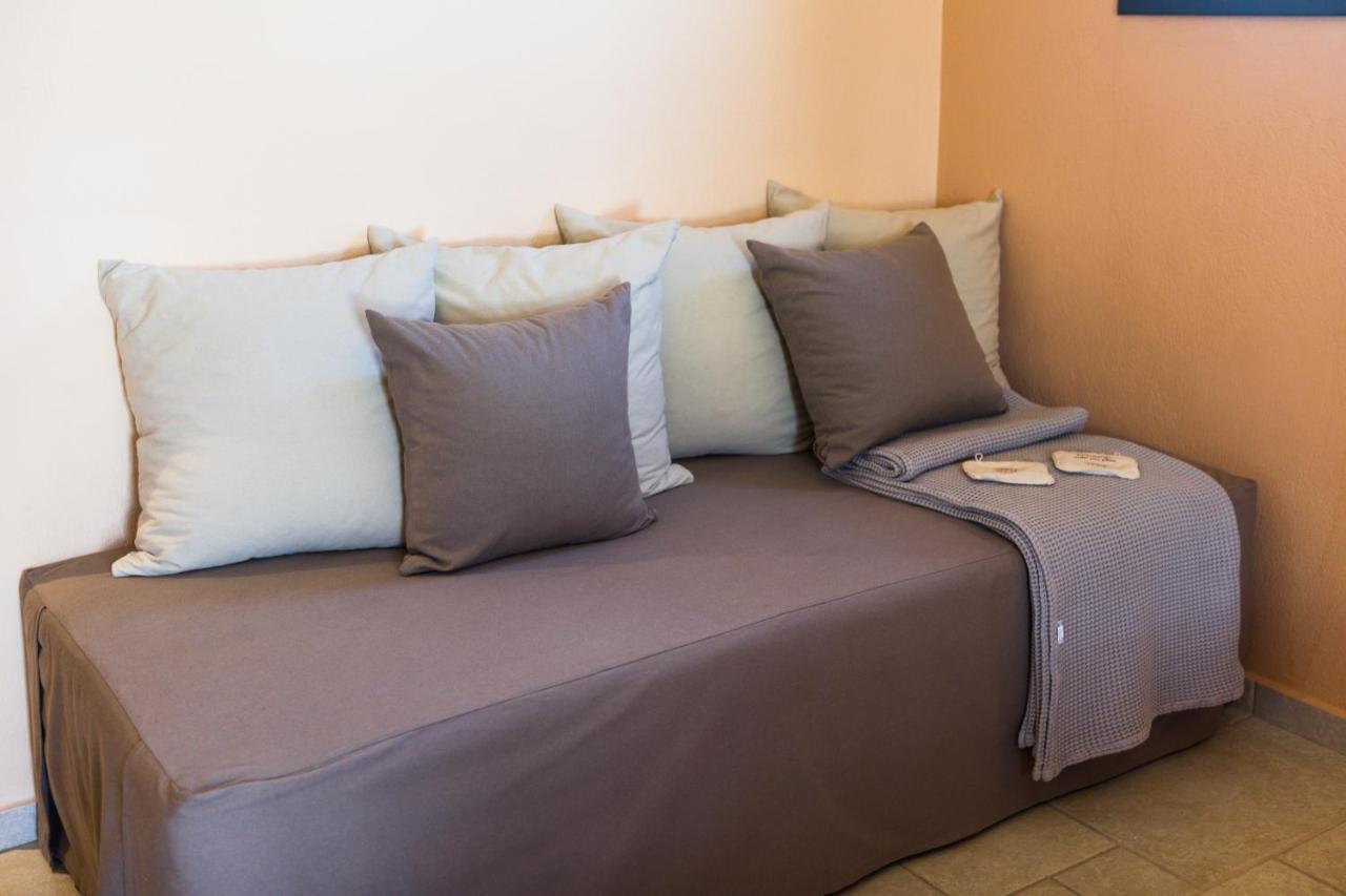 Helianthus Guesthouse Ammouliani Esterno foto