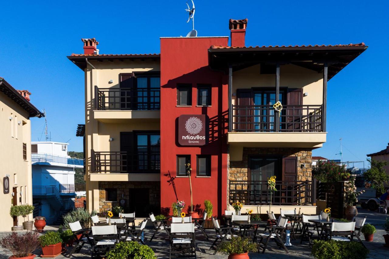 Helianthus Guesthouse Ammouliani Esterno foto